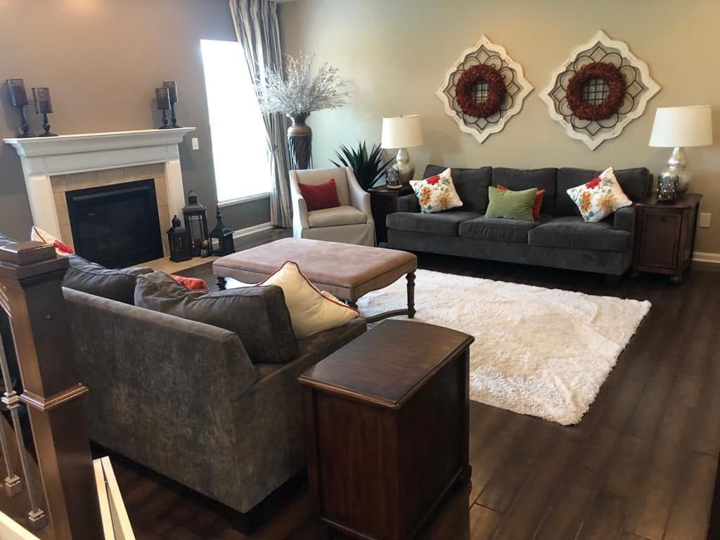 House Cleaning and Room cleaning services